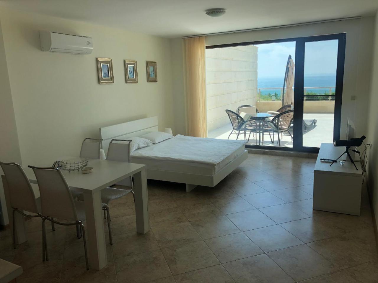 Aparthotel Calithea Complex Kavarna Exteriér fotografie